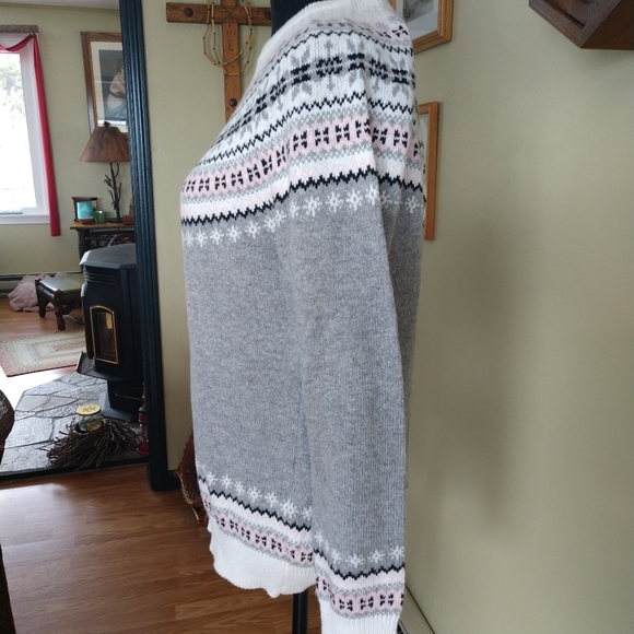 Tommy Hilfiger sweater - Picture 4 of 5